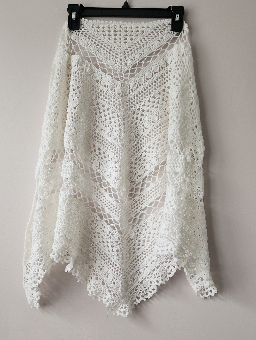 Hand Crafted White Crochet Lace Shawl Wrap 🦚
